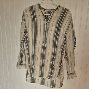 Lucky Brand Linen 1/4 Button Down, M